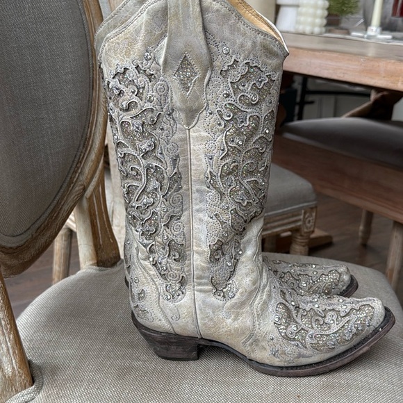 Corral Women's Glitter Inlay and Crystals Wedding Boots - Snip Toe size 6.5 - Picture 9 of 9